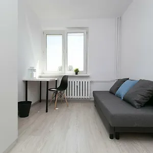  Kwatera prywatna Rooms4less